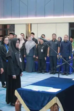 Penyegaran Aparatur: 21 Pejabat Baru Dilantik Wali Kota Pekanbaru dalam Upaya Penguatan Organisasi
